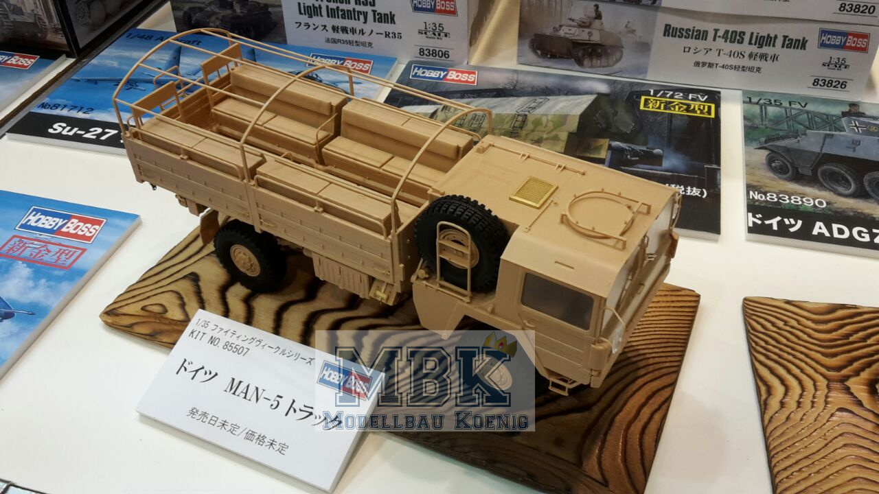 Pictures from the Shizuoka Hobby Show